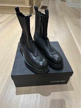 Intensi Men’s Black Leather boot Size 13